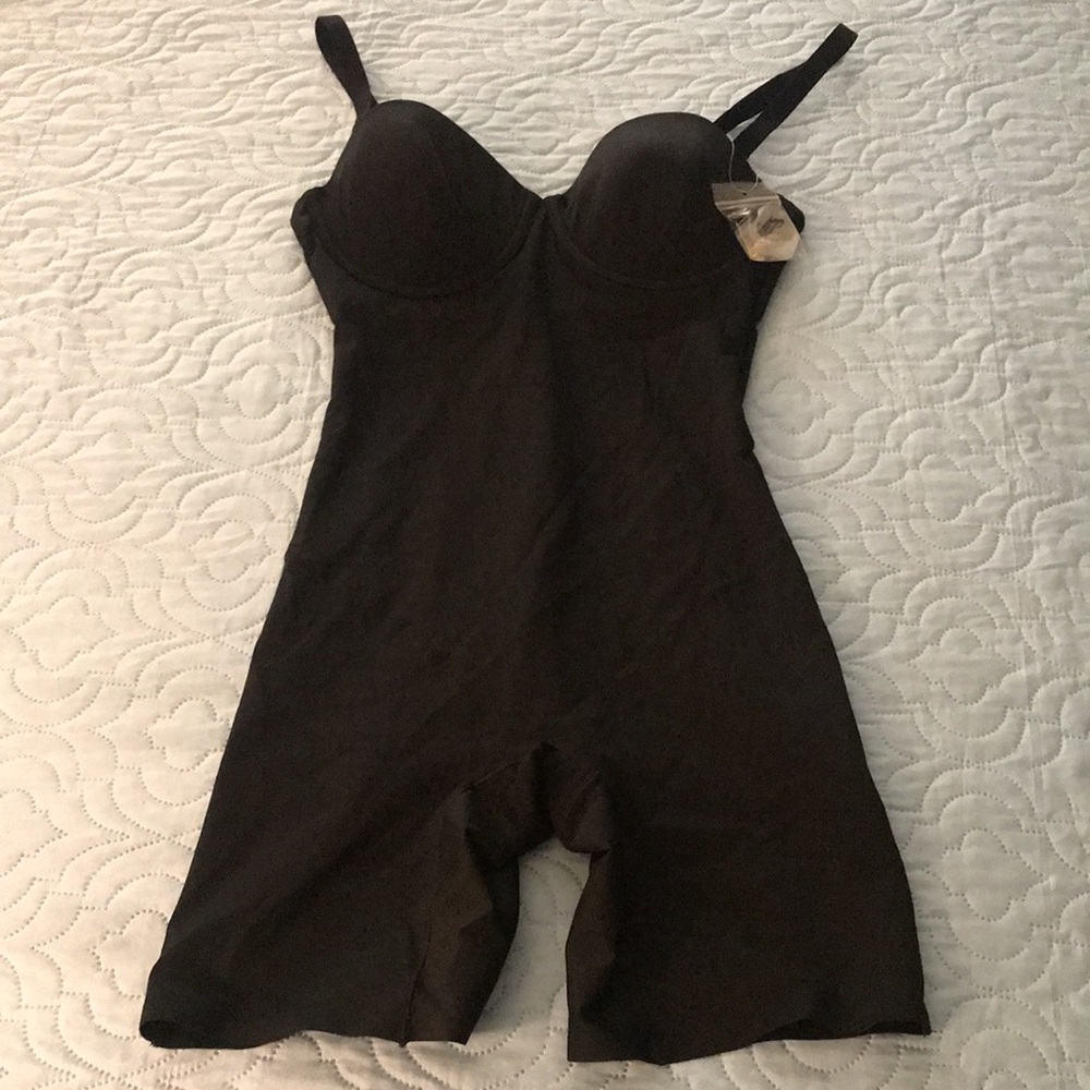 New She's Waisted Black Shapewear Shape Wear Bra One Piece Tummy Thigh Control S